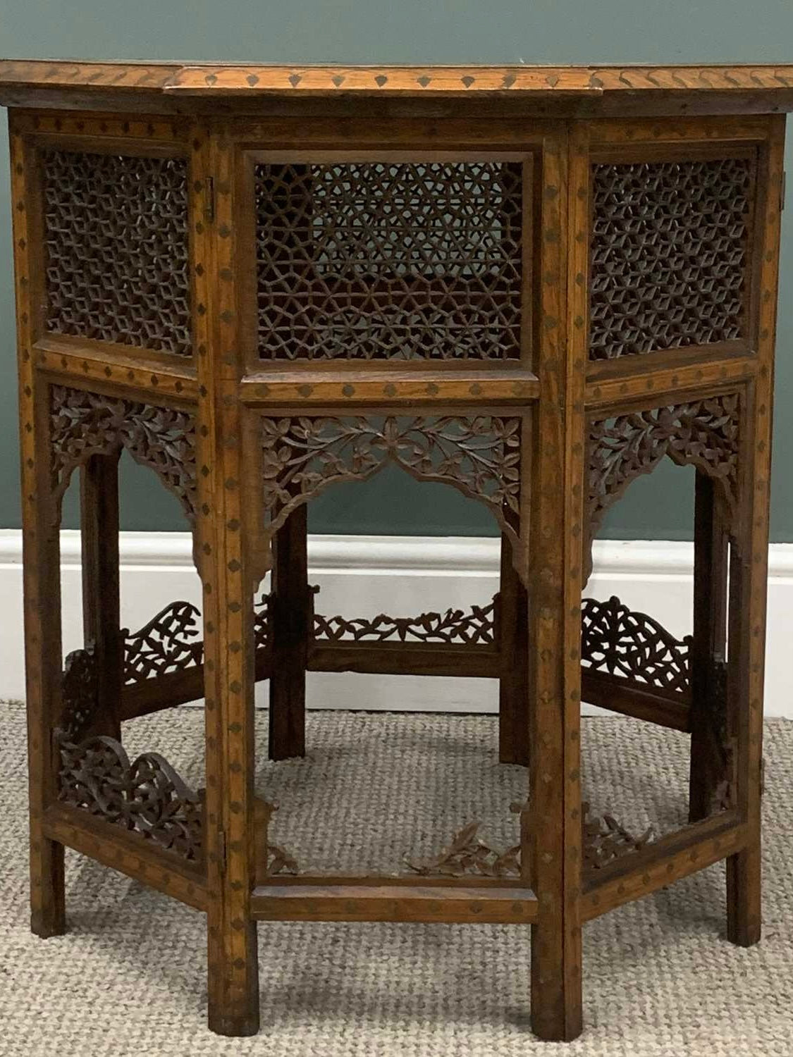 Anglo-Indian antique Punjab Hoshiapur brass / copper inlay octagonal table (61 x 61cm)