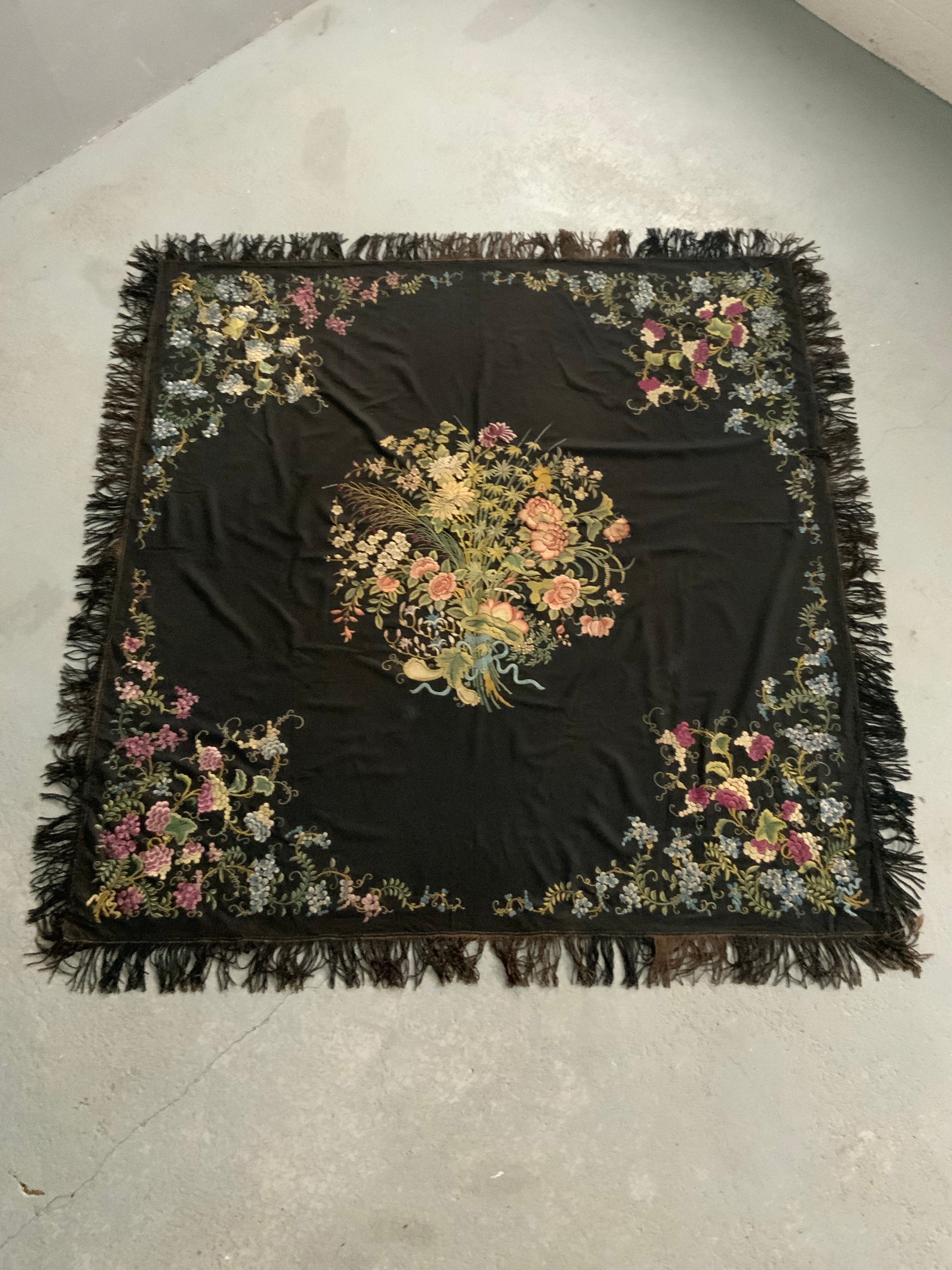 Chinese vintage embroidered shawl (148 x 144cm)