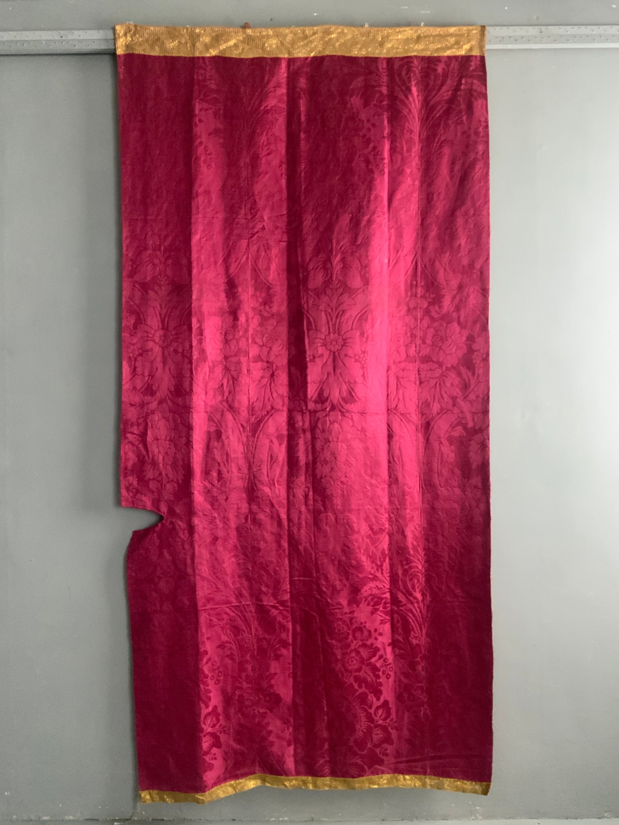 Compound silk damask (224 x 109cm)