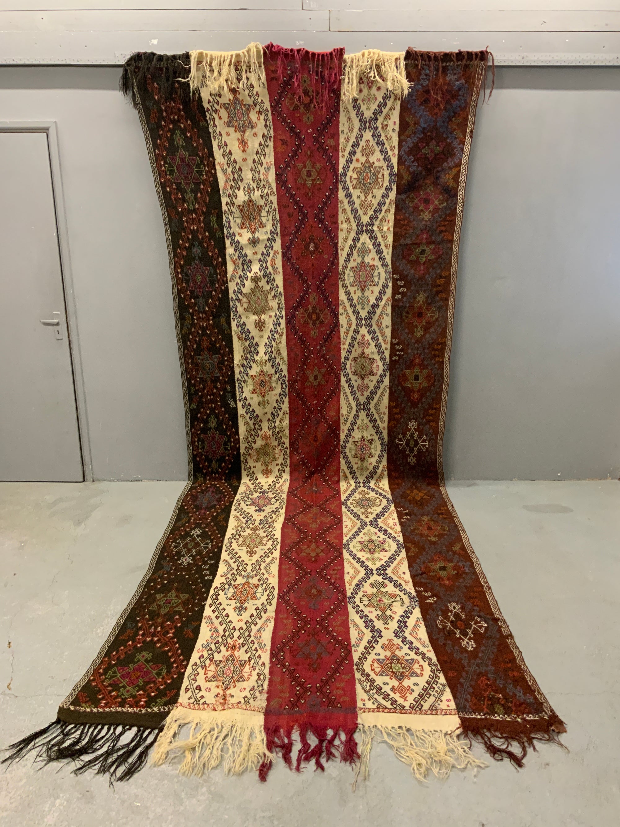 Turkish E. Anatolian antique perde tent divide in five panels (437 x 173cm)