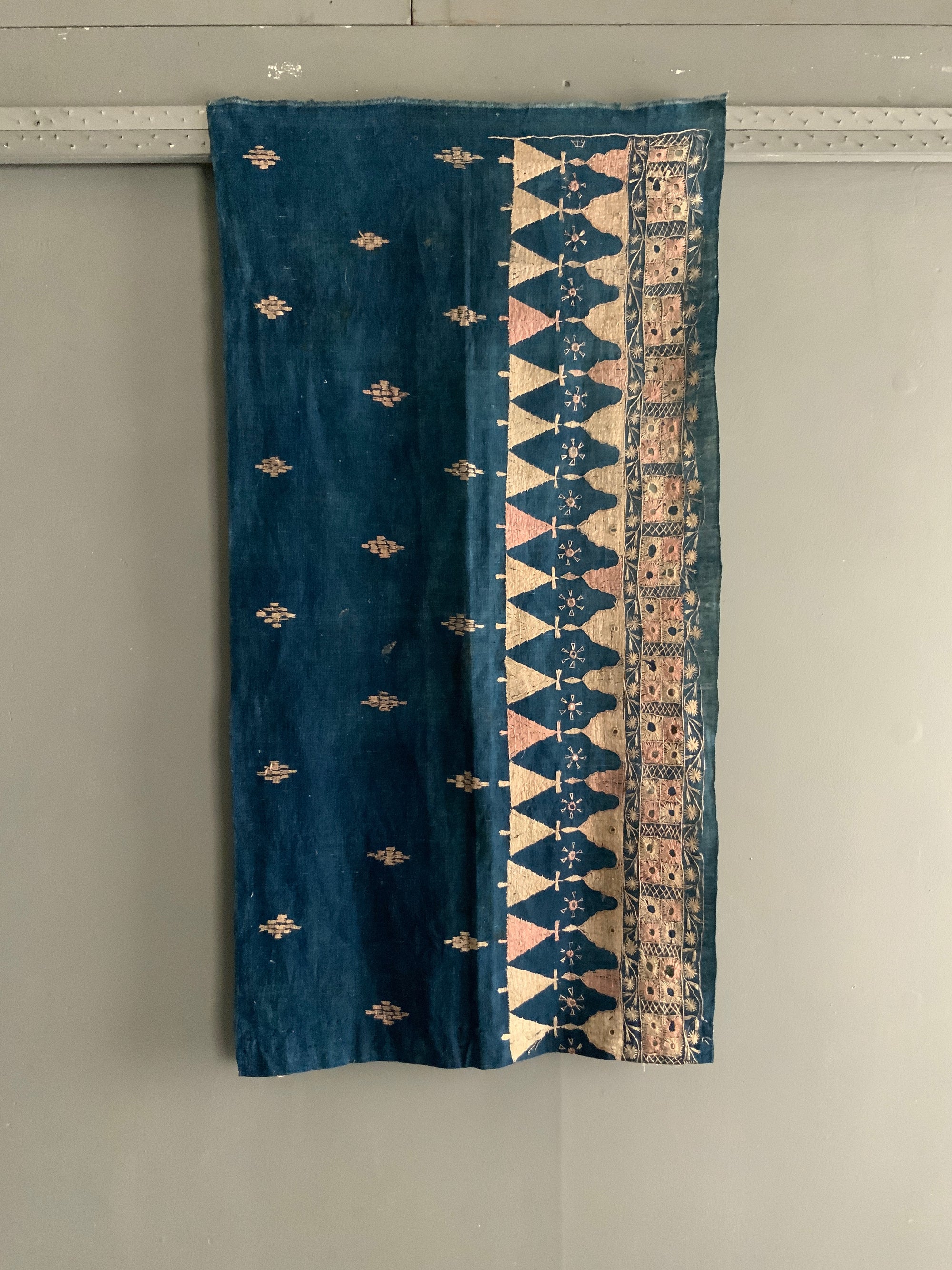 Indian Punjab Sindh antique phulkari fragment (112 x 59cm)