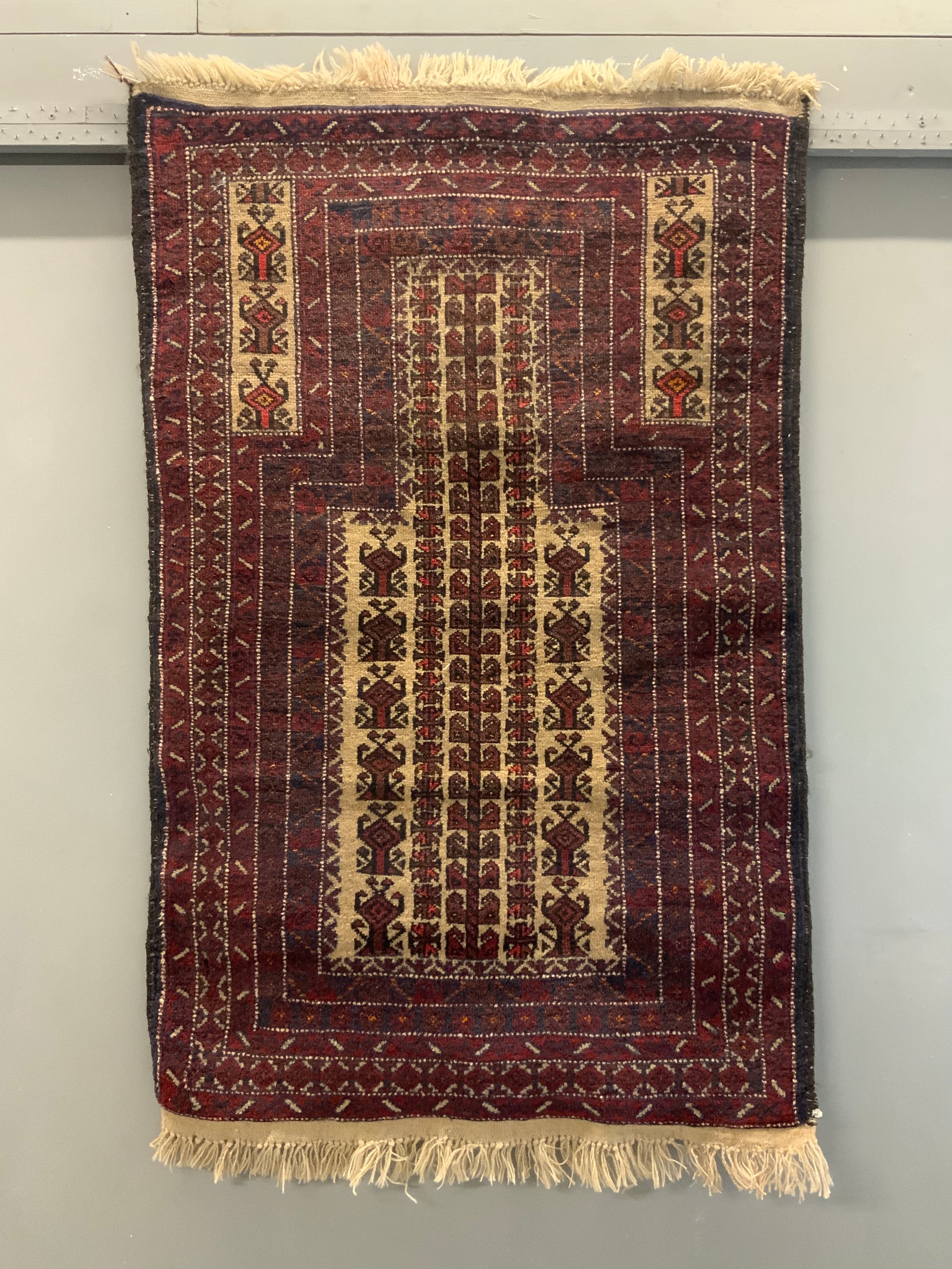 Balouch rug with niche (142 x 91cm)