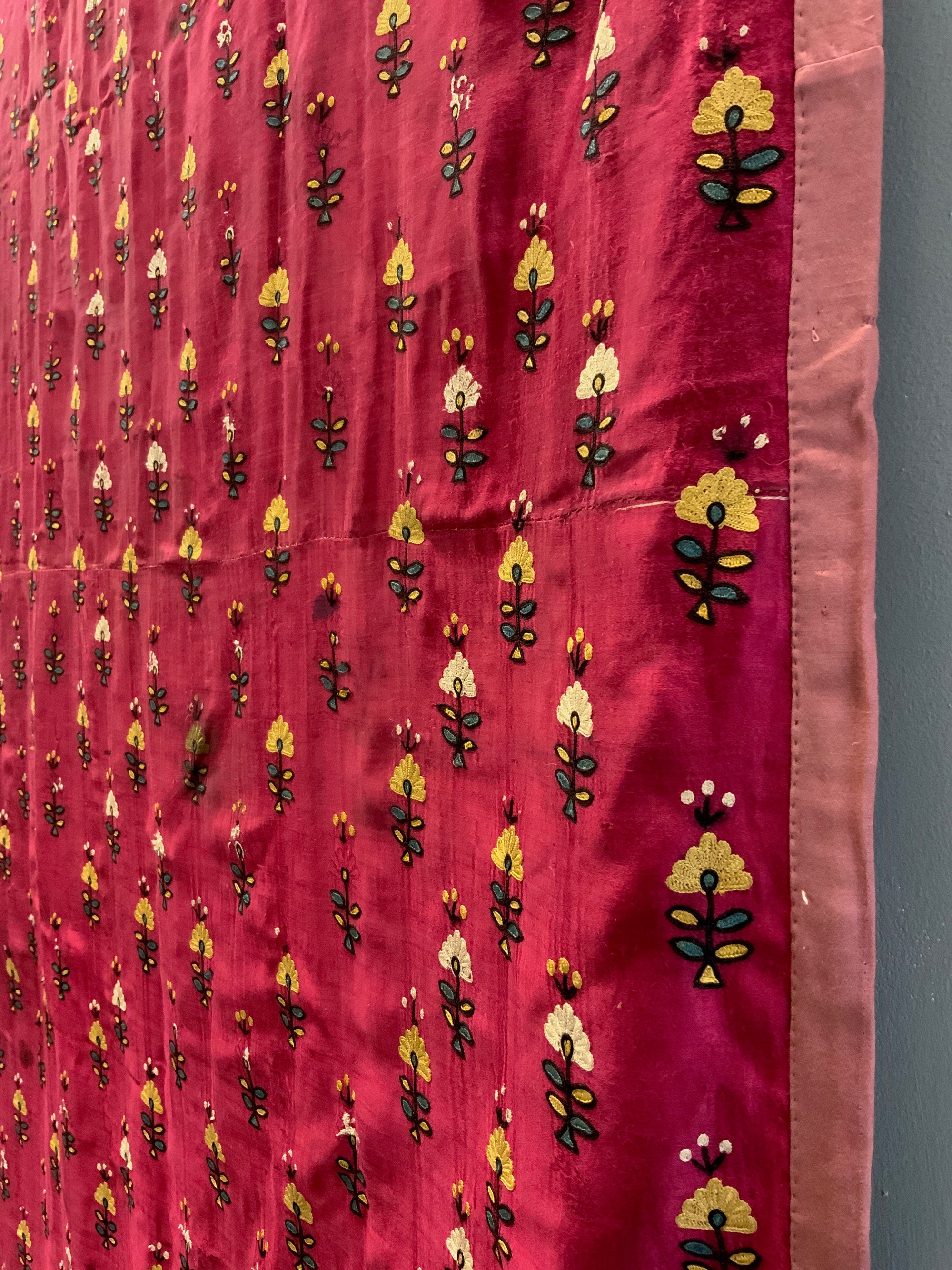 Indian Gujarat silk embroidery (144 x 194cm)