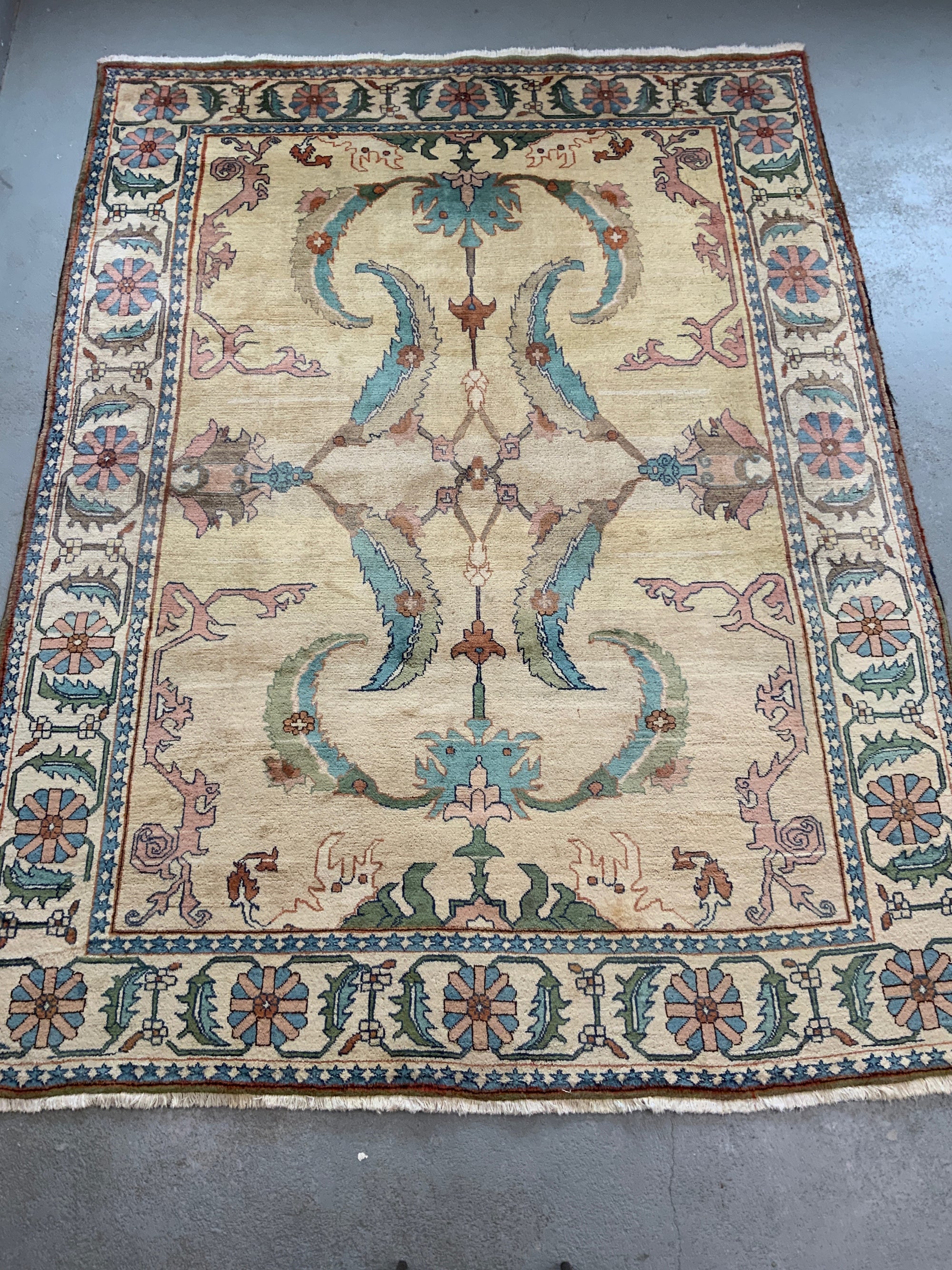 Turkish modern pale ground carpet (308 x 242cm)