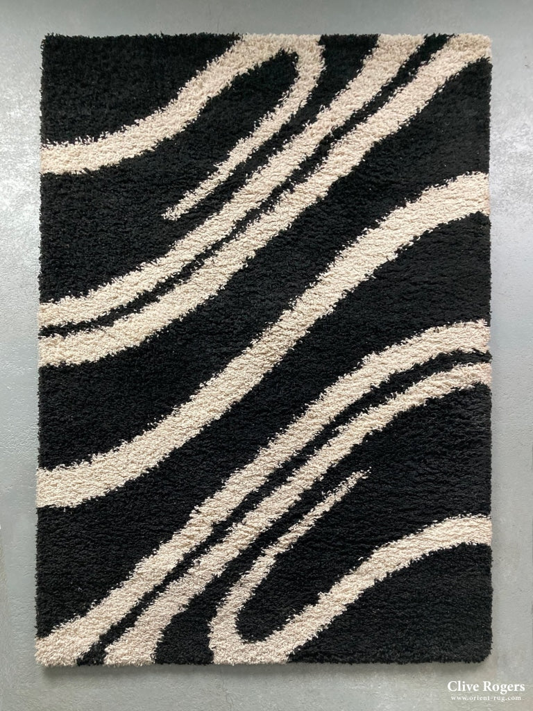 Op Art rug in the manner of Nanna Ditzel (230 x 160cm)